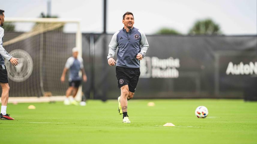 messi_returns_to_training.jpg