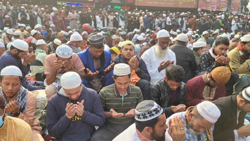 First phase of Ijtema ends with ‘Akheri Munajat’
