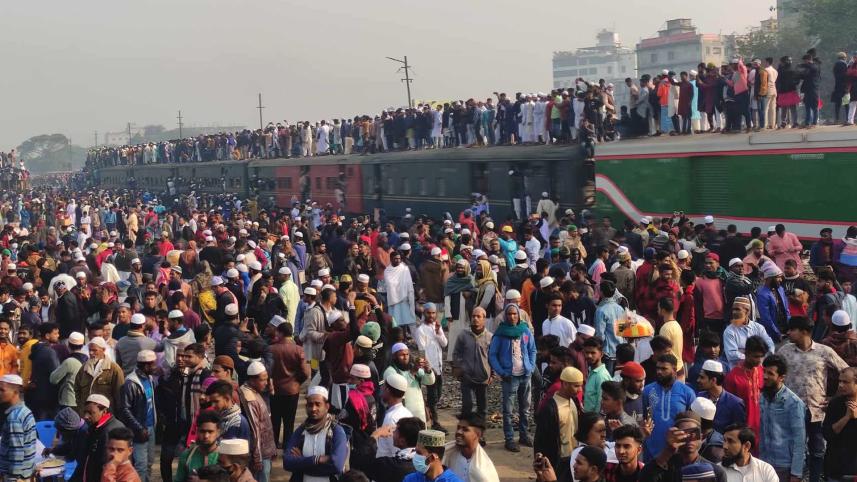 First phase of Ijtema ends with ‘Akheri Munajat’