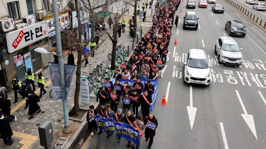 south_korea-doctors.jpg