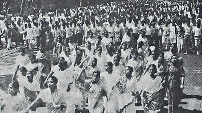 Members of the East Pakistan Students’ Union brought out a procession to protest the police firing in Tongi. The photo was taken in Dhaka on March 5, 1971.
