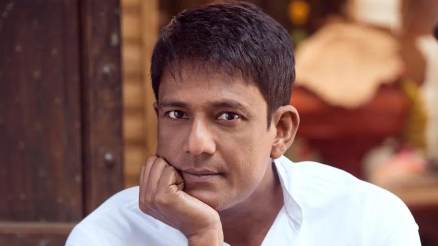 adil_hussain_photo_0.jpg