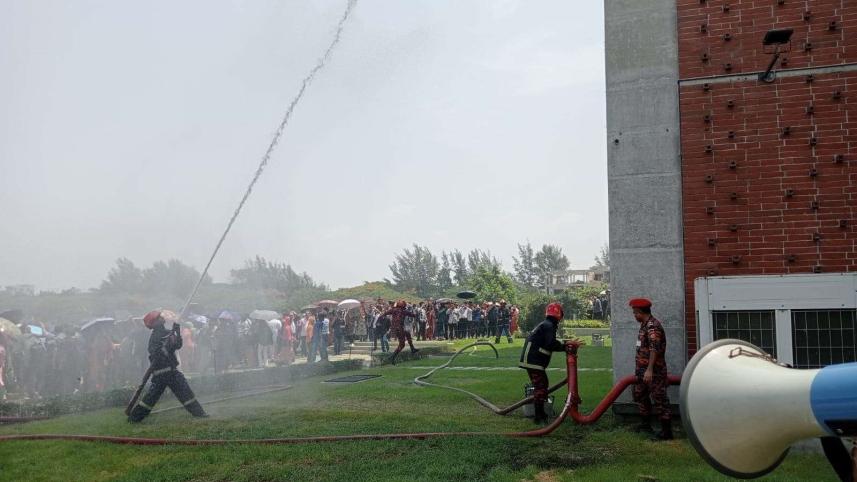 A cool splash: The fire drill that brought momentary relief for UIU students