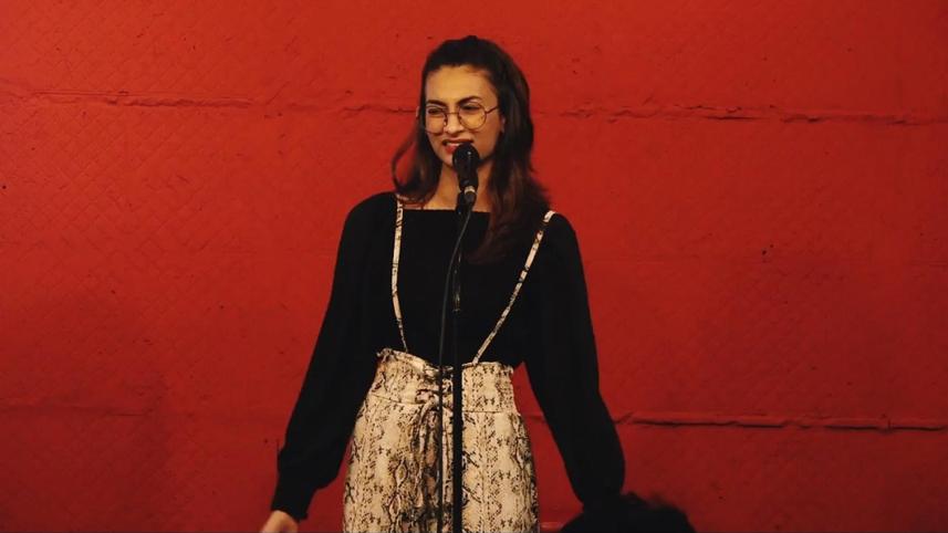 Poushi Razzaque performing at a show
