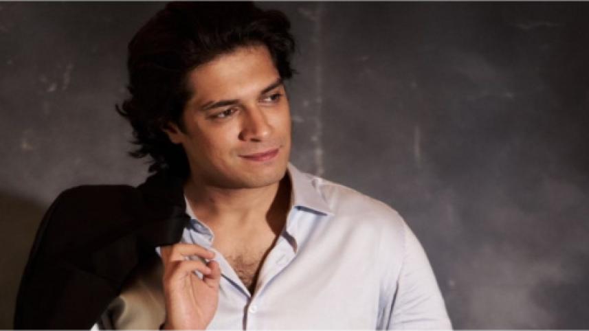 1823681278_junaid-khan_202312.jpg