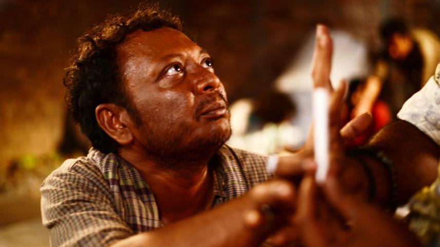 Apu aces as antagonist this Eid
