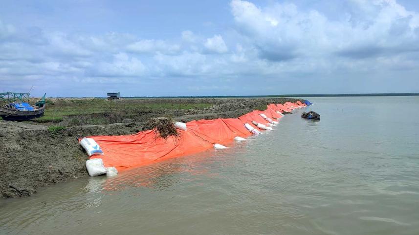 fish-enclosures-1.jpg
