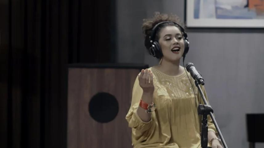 ‘Living Room Sessions’: Oyshee revives Baul Abul Sarkar’s classic ‘Tumi Jaiyo Na Bondhu Re’