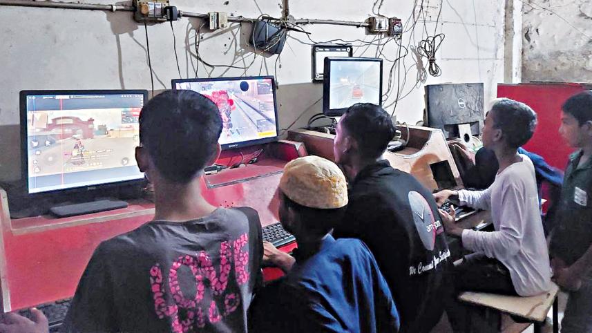 Dhaka's hidden gaming arcades
