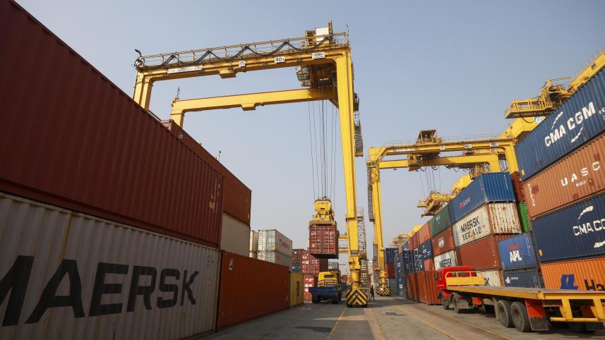 Govt waives seven-day demurrage for importers