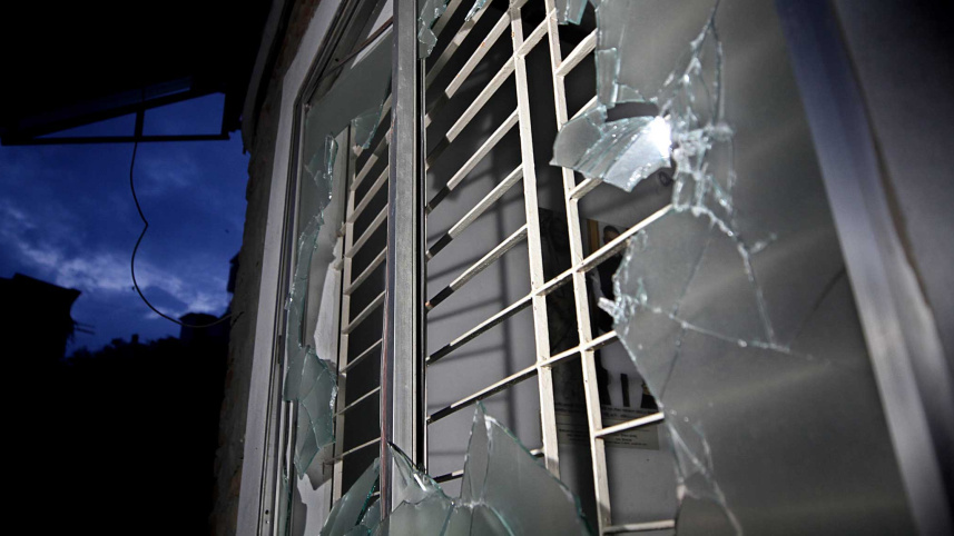 nowfels-home-vandalise.jpg