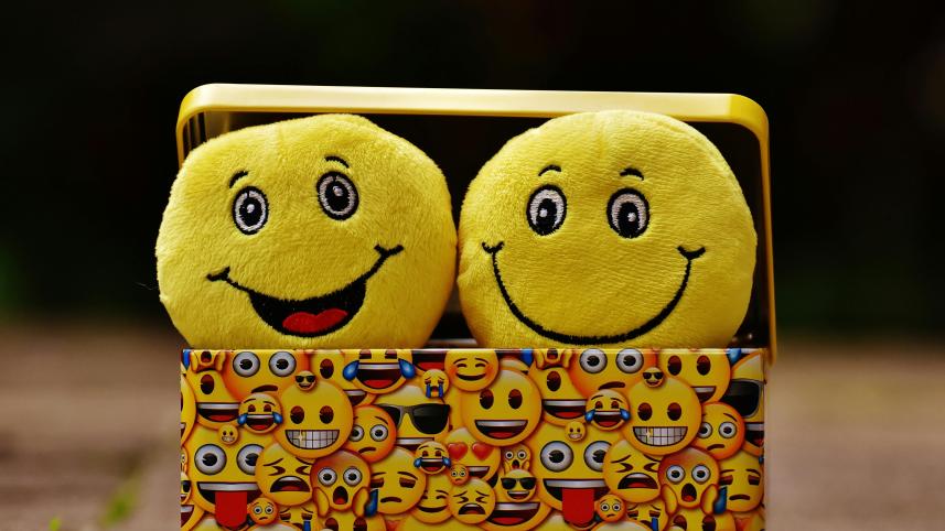 Emojis: cute, convenient, and killing our communication skills             pexels-pixabay-207983.jpg