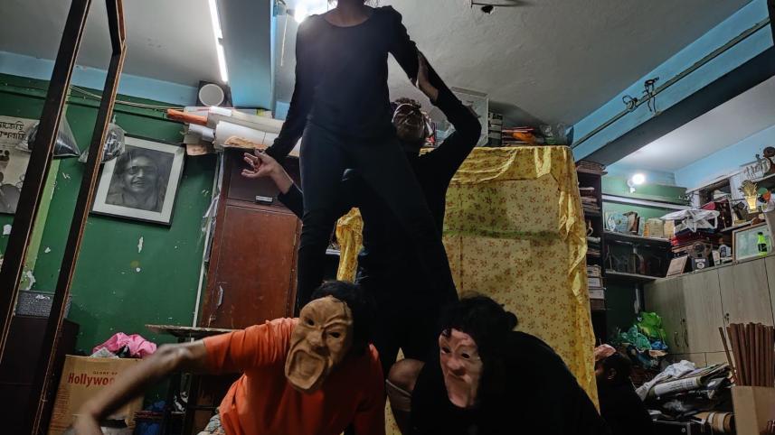 Prachyanat School honours Kafka with stage adaptation of ‘Metamorphosis’