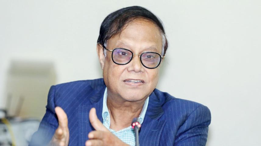 BB governor accuses tycoons for bank fraud
