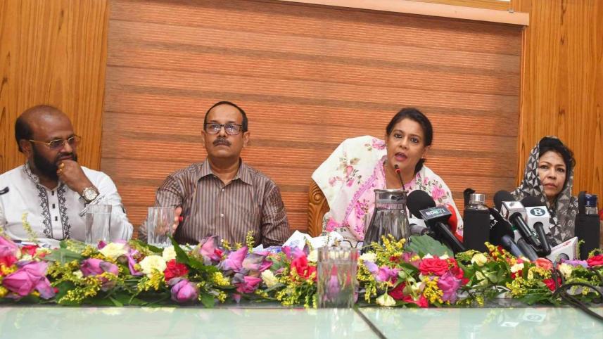 Crackdown on plastic bags begins on Oct 1