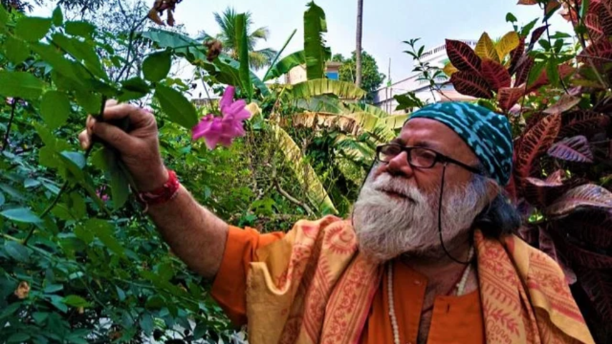 Arun Chakraborty, creator of ‘Lal Paharir Deshe Ja,’ no more
