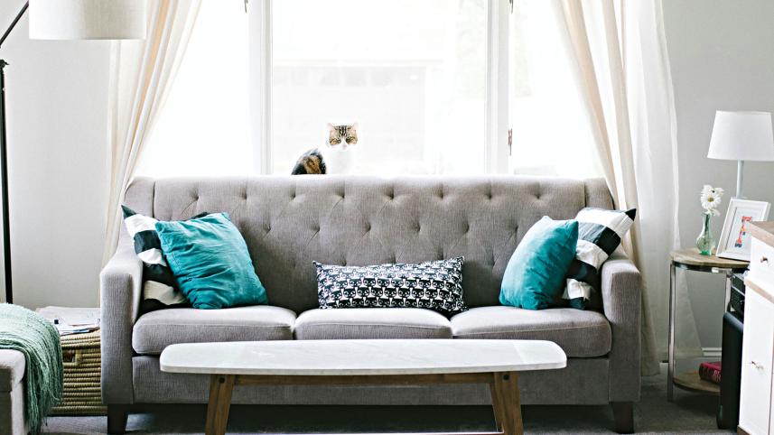seude-sofa.jpg