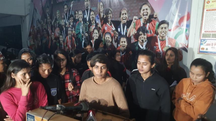 c42cop_1_bangladesh_national_women_football_team_play_06022025_e8bc_sbs.jpeg
