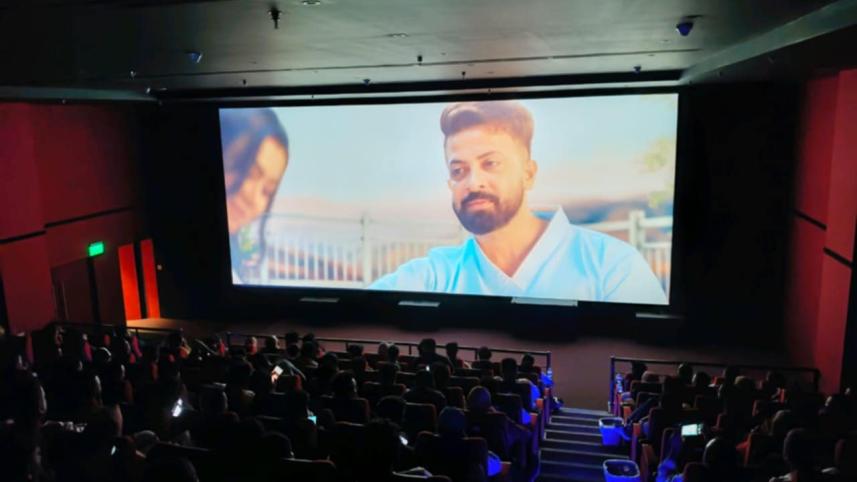 ‘Borbaad’ leads, ‘Daagi’ leaves a mark