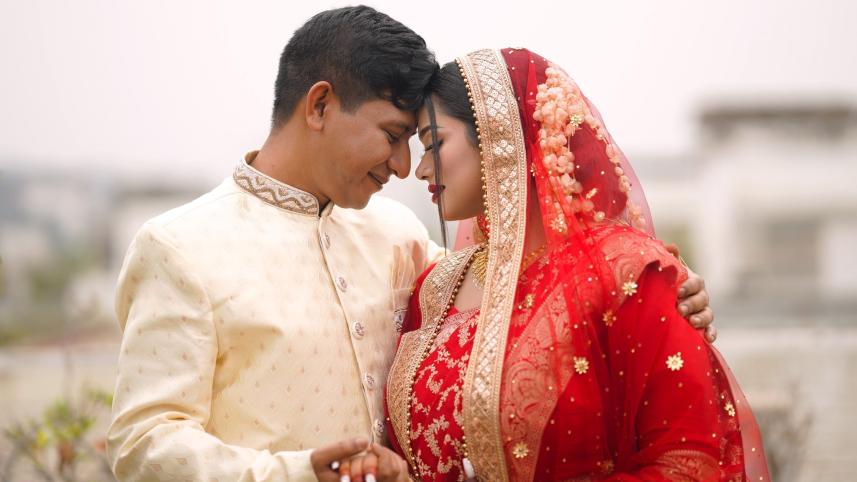 Shamim Hasan Sarkar shares his wedding pictures 