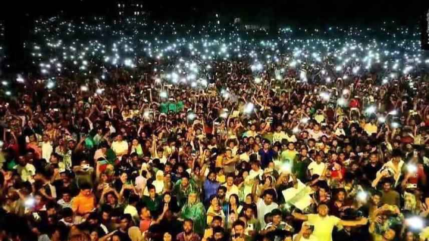 James rocks Tangail Stadium in a concert marred by security lapses