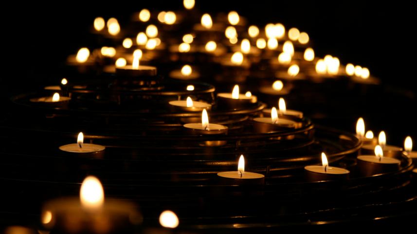 Coping with grief: How a nation heals after a tragedy       mike-labrum-fvl4b1gjpbk-unsplash.jpg