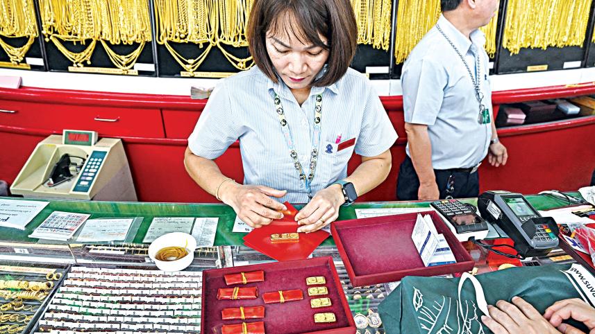 Gold Bangkok.jpg