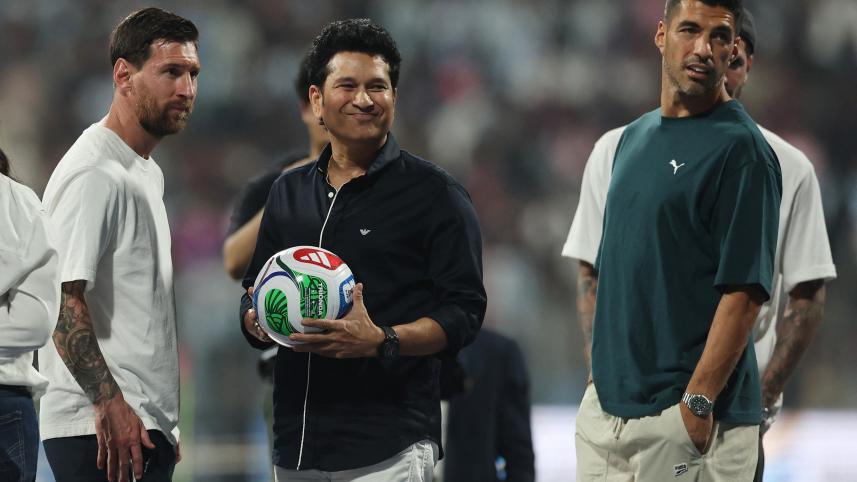 2025-12-14t135952z_1807973493_up1elce12vruu_rtrmadp_3_soccer-messi-india.jpg