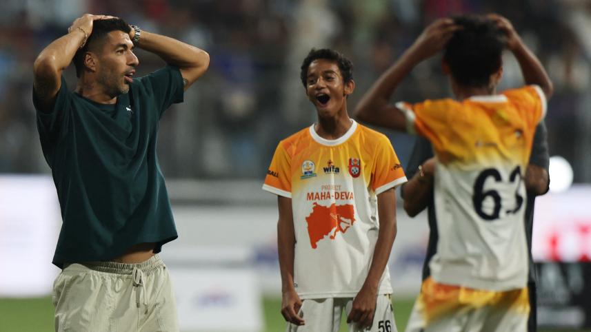 2025-12-14t141919z_626463592_up1elce13s5y0_rtrmadp_3_soccer-messi-india.jpg