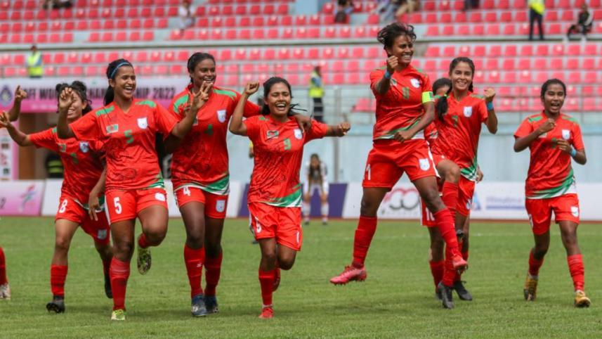 Womens Football.jpg