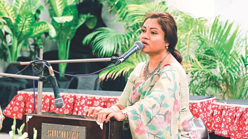 2_aditi_mohsin.jpg