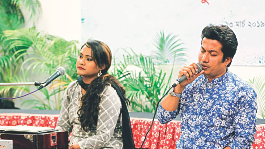 3_from_left_ronti_das_and_mohammed_rashed.jpg