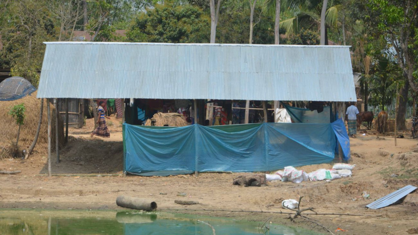 arson_victims_naogaon_2.jpg