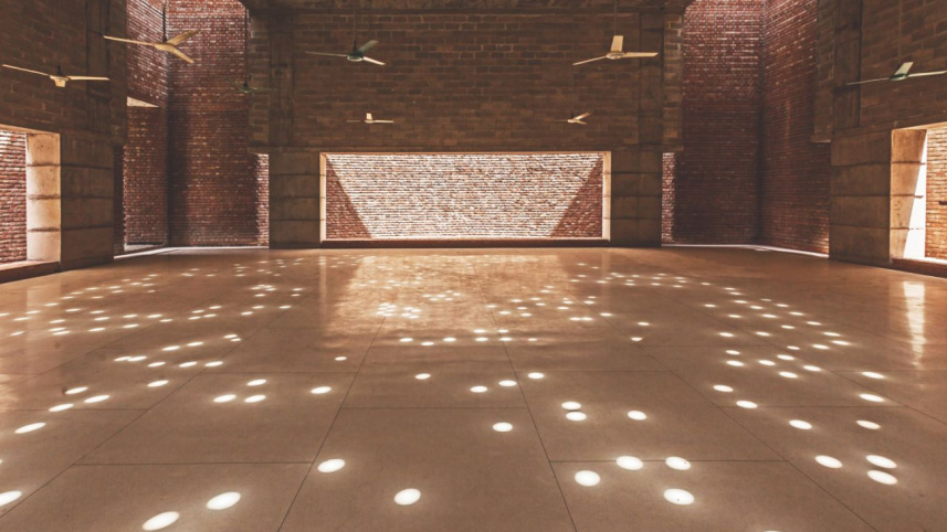bait_ur_rouf_mosque.jpg