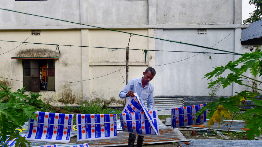 bangladesh_flag_makers_2.jpg