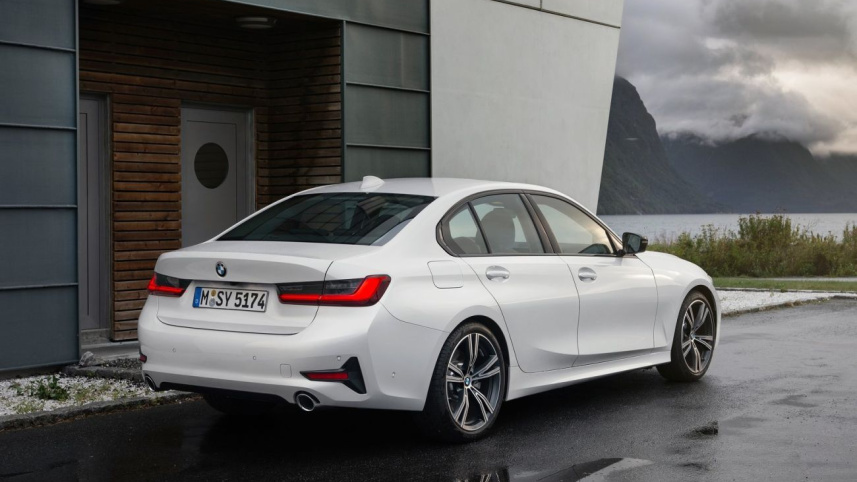 bmw_1_1.jpg
