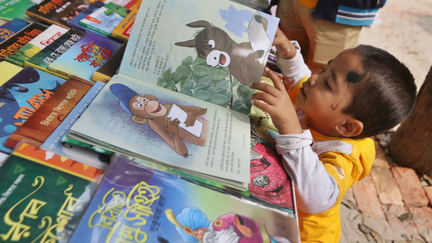 book_fair_little_3.jpg