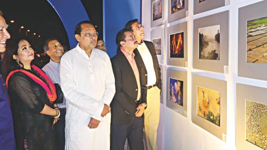 celebrating_life_2017_gala2.jpg