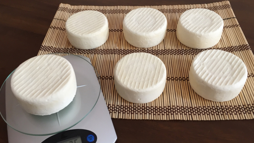 cheesemaker2.jpg