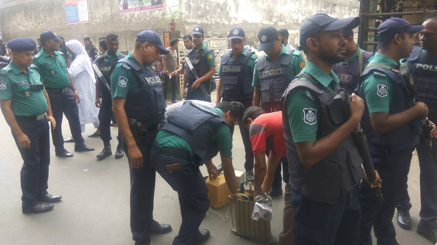 cops-prabir-wb_1.jpg