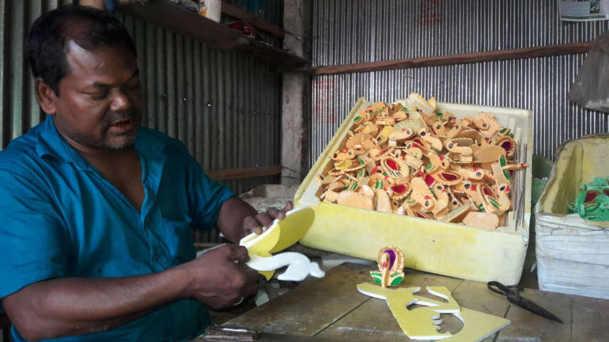 craftsman_in_lalmonirhat.jpg