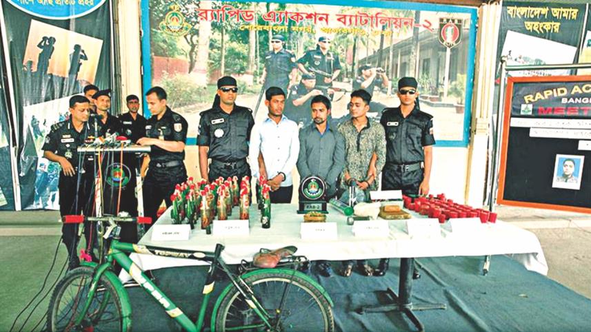 bicycle bombs, militants arrested