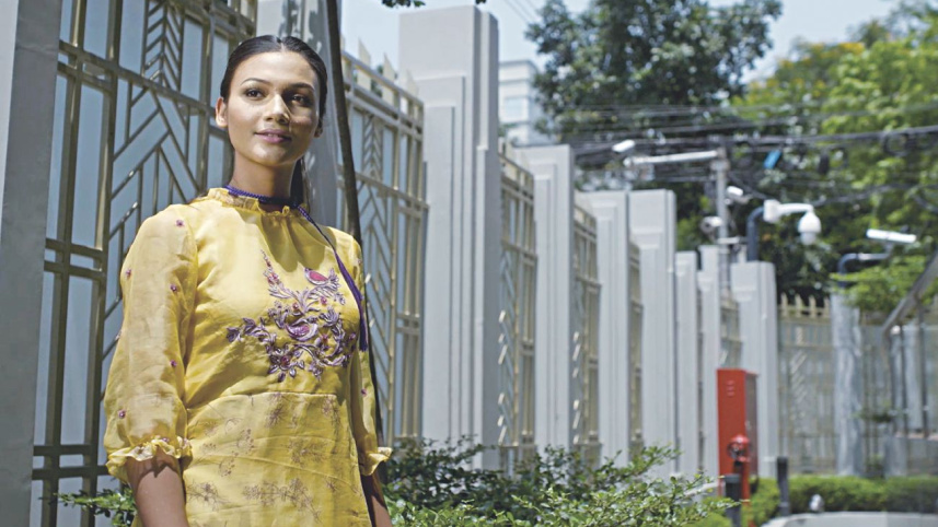 dhaka_chic_fashion_fair1.jpg