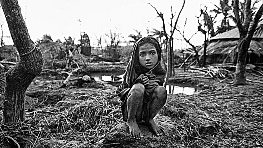 girl_at_anwara_1991.jpg