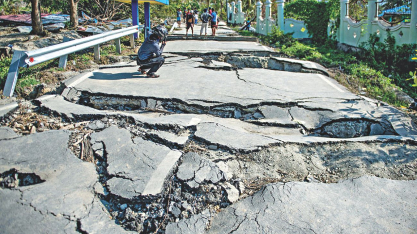 indonesia_tsunami_2.jpg
