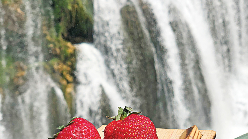 jajce_waterfall.jpg