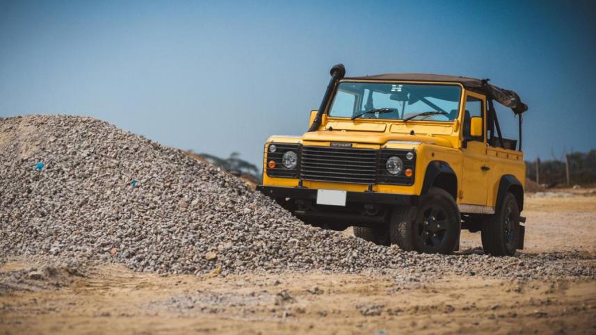 land_rover1.jpg