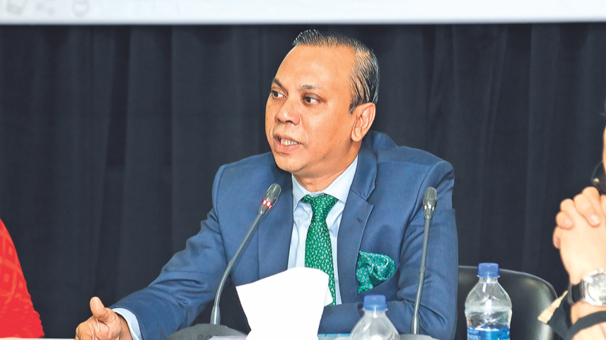mominul_islam_3.jpg