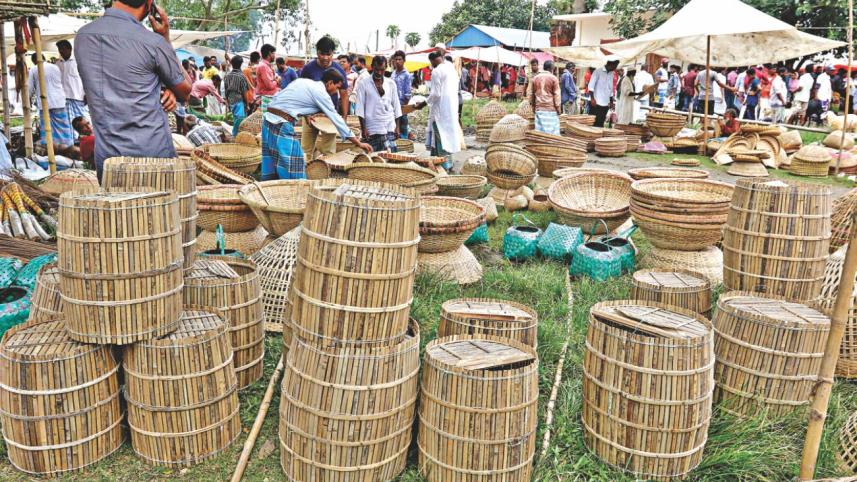 monsoon_market2.jpg