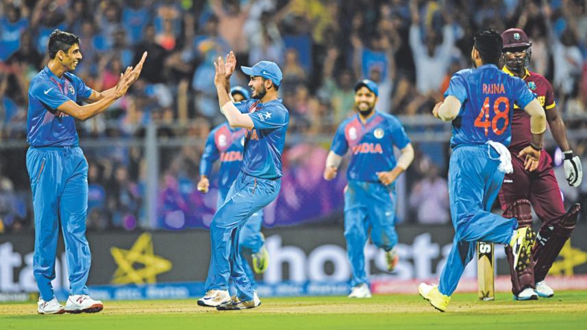nehra.jpg
